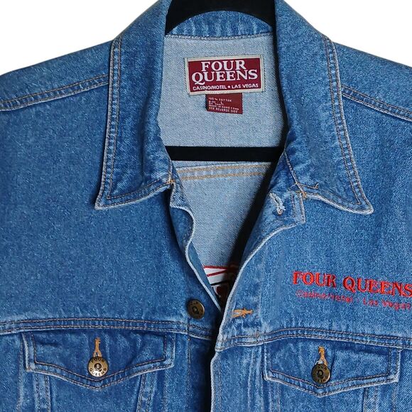 Vintage Mens Large Denim Jacket Four Queens Casino Hotel Las Vegas Blue Denim - Picture 4 of 11